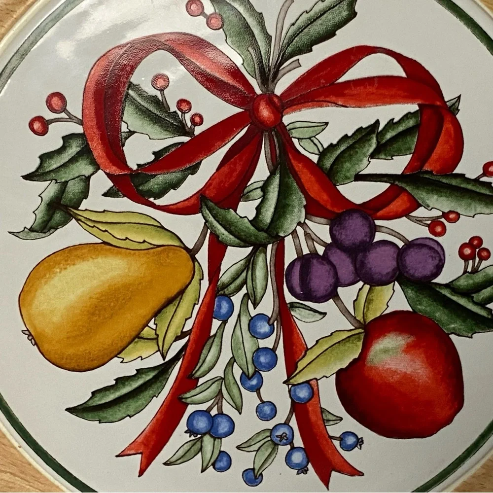 Dansk Wood & Tile Trivet Holiday Harvest Fruits Red Bow 7.5” EUC Round Christmas